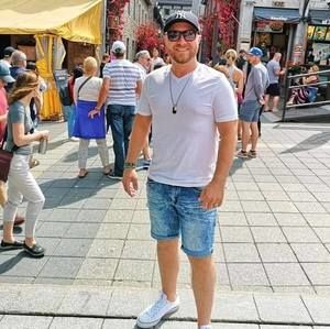 Meet your Posher, Dan